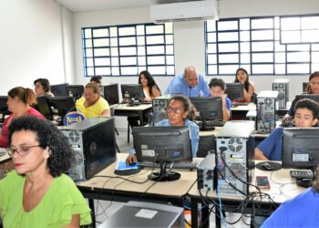 Por meio da Agetec, Tech Aula prepara cidadãos para o mundo digital