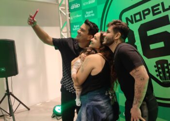 Na Capital para show No Pelo 360º, Hugo e Guilherme dão aula de como tratar os fãs