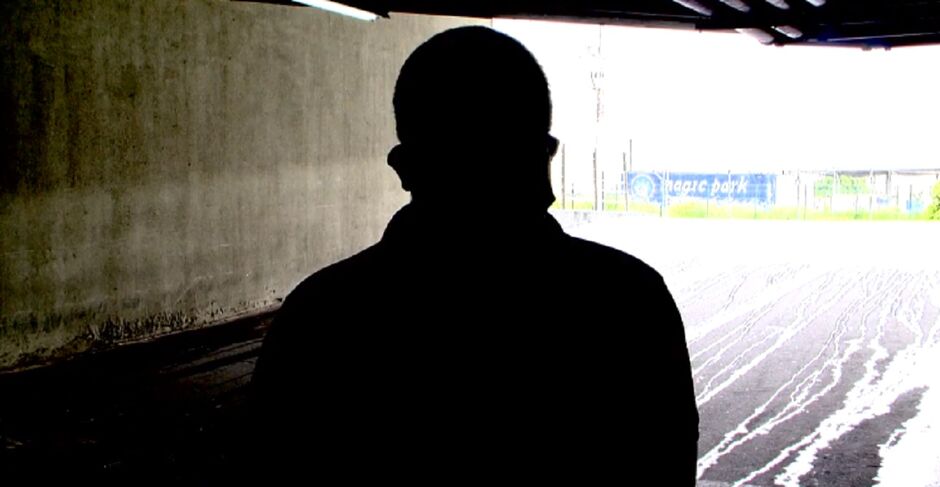 Golpista se passa por bancário, mulher perde R$ 549 em Rio Brilhante