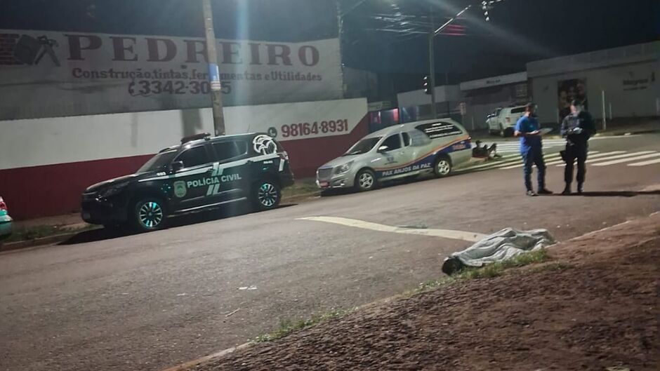 Com 8 facadas dadas pelo “amigo” homem morre no Marcos Roberto