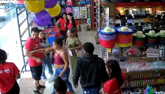 Mulheres são flagradas enquanto roubavam produtos de loja em Nova Andradina