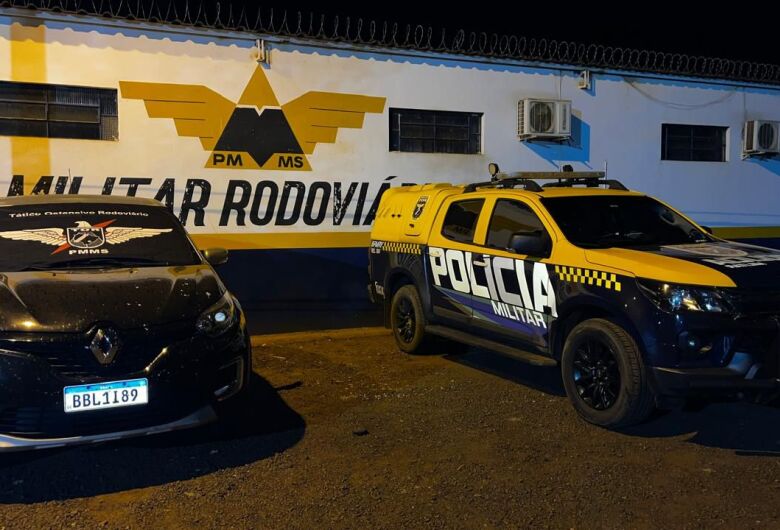 Polícia recupera veículo com registro de furto/roubo em distrito