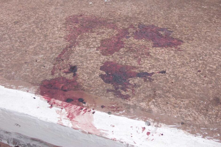 Discussão em estacionamento de boate acaba com atirador morto e policial ferido 