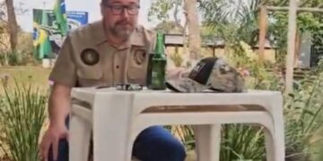 Deputado diz que “corta as bolas” mas não vota no PSDB e lembra Kid Bengala; assista essa pérola 