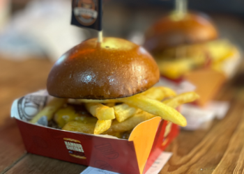 Vencedor do concurso de Melhor Smash Burger no 2º Festival Hamburgueiros do MS será revelado hoje 
