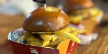 Vencedor do concurso de Melhor Smash Burger no 2º Festival Hamburgueiros do MS será revelado hoje 