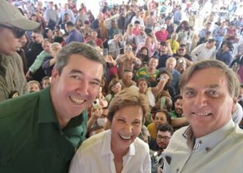 Apoio de Bolsonaro ao PSDB teve trama de trairagem e promessa de mudança de sigla; confira o passo a passo 
