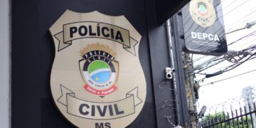 Mulher é presa pela Polícia Civil por descumprimento de medida protetiva