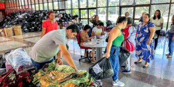 Campanha Seu Abraço Aquece arrecada mais de 180 mil peças para doações