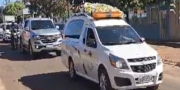 Taxistas, amigos e familiares de Devanir assassinado em Ribas prestam homenagem em cortejo