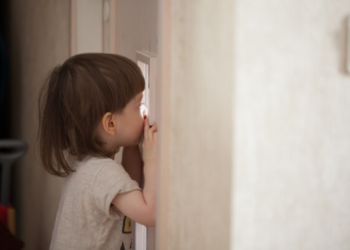 Bebê de apenas 2 anos é encontrado as margens de rodovia em Sidrolândia