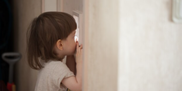 Bebê de apenas 2 anos é encontrado as margens de rodovia em Sidrolândia