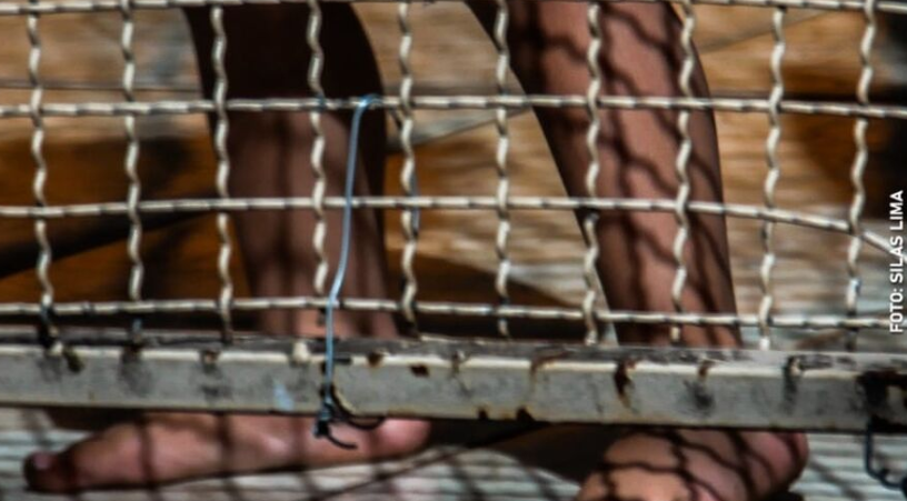 Idoso é flagrado estupr4nd0 criança em pensionato de Ponta Porã