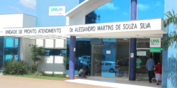 Esfaqueado pede socorro na UPA Vila Almeida