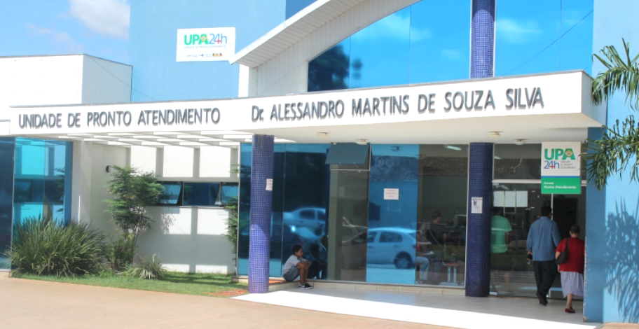 Esfaqueado pede socorro na UPA Vila Almeida