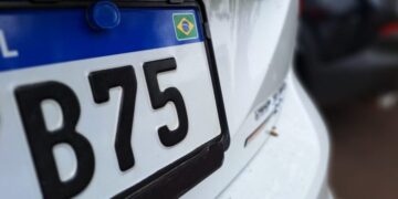 Junho é mês de licenciar veículos com placas terminadas em 4 e 5 no Mato Grosso do Sul