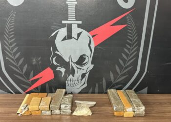 Delivery de drogas: Moto entregador é preso por tráfico de drogas enquanto fazia entregas