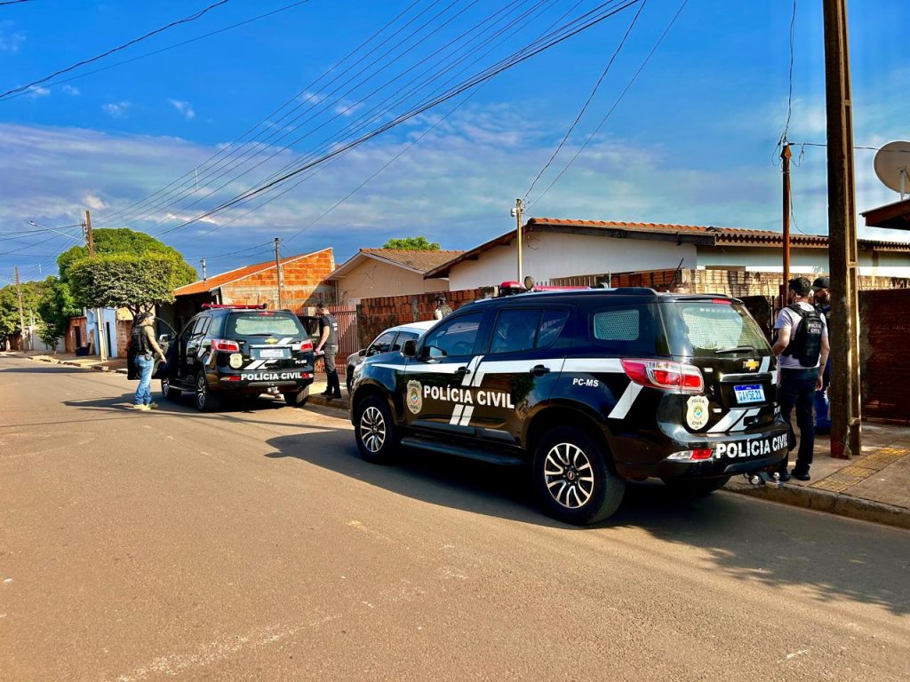 Casal é preso por tráfico de drogas em Naviraí