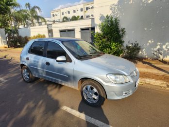 Dois são presos por roubo de carro em Campo Grande