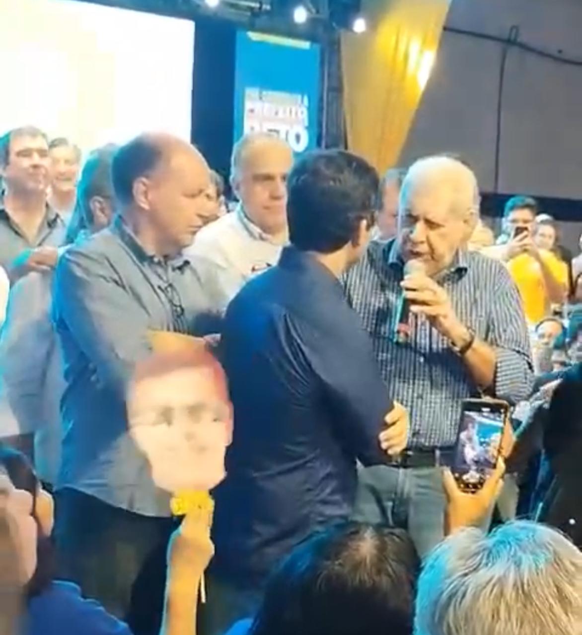 Ex-governador Puccinelli passa mal durante discurso de apoio a Beto Pereira 