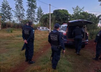 Homem caí em armadilha e é esfaqueado por três pessoas em Dourados