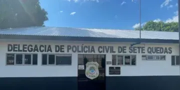 Armado motociclista sofre acidente e acaba preso em Sete Quedas