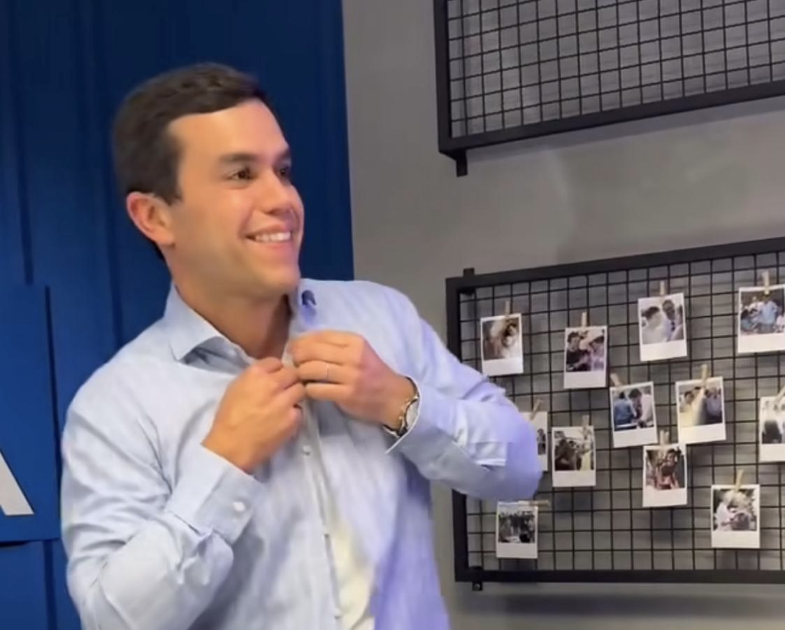 “Ce reparou que eu me arrumei?” Pré  candidato a prefeito deixa treta política de lado adere a trend
