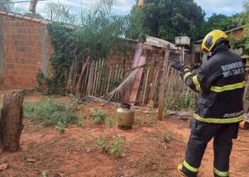 Botijão causa incêndio e destrói cozinha de família em Aquidauana