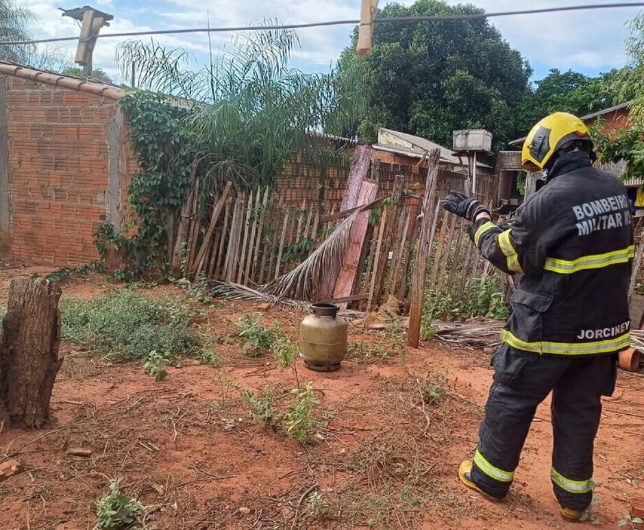 Botijão causa incêndio e destrói cozinha de família em Aquidauana