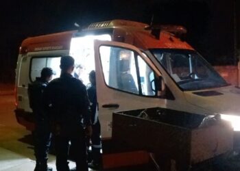 Dono de bar é esfaqueado após pegar mulher com outro