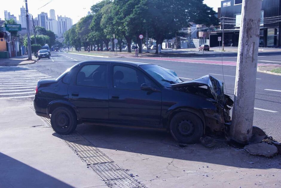 Motorista que dirigia carro em acidente que matou médica pode ser indiciado por homicídio culposo