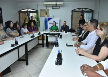 Membros do Conselho Municipal de Educação tomam posse nesta segunda-feira
