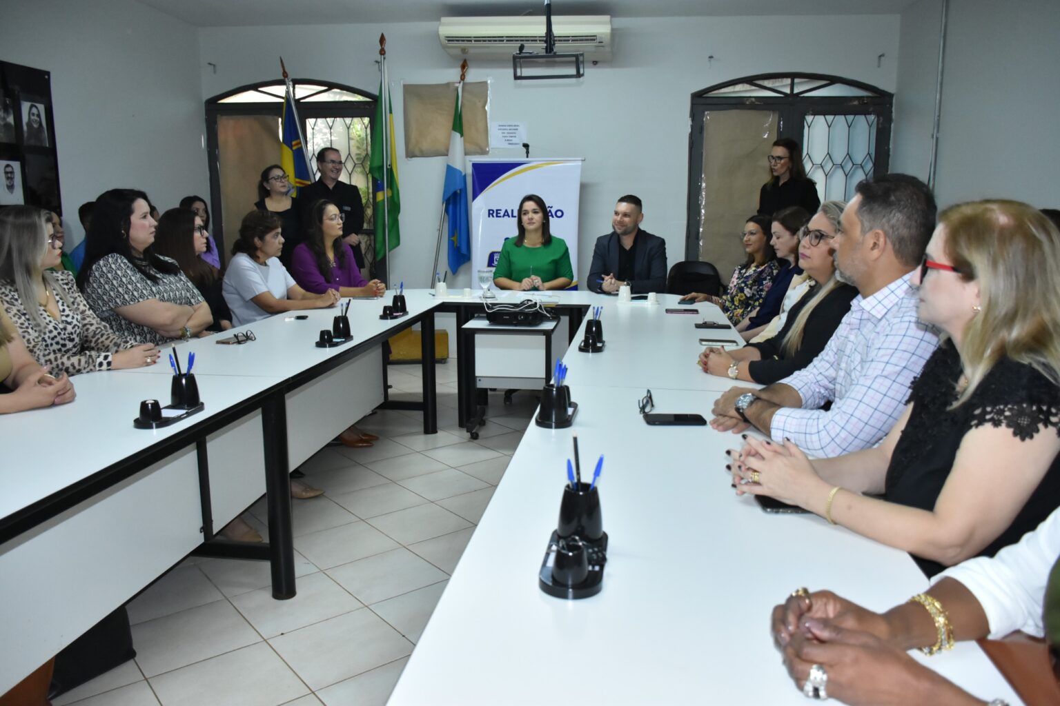 Membros do Conselho Municipal de Educação tomam posse nesta segunda-feira