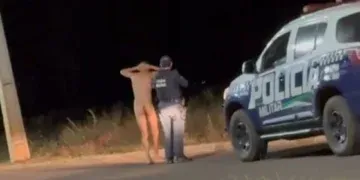 Peladão! Homem é detido após desfilar nu pelas ruas de Nova Andradina