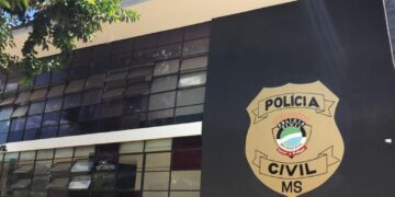 Homem ignora medida protetiva, ameaça vítima com faca e vai preso em Ladário