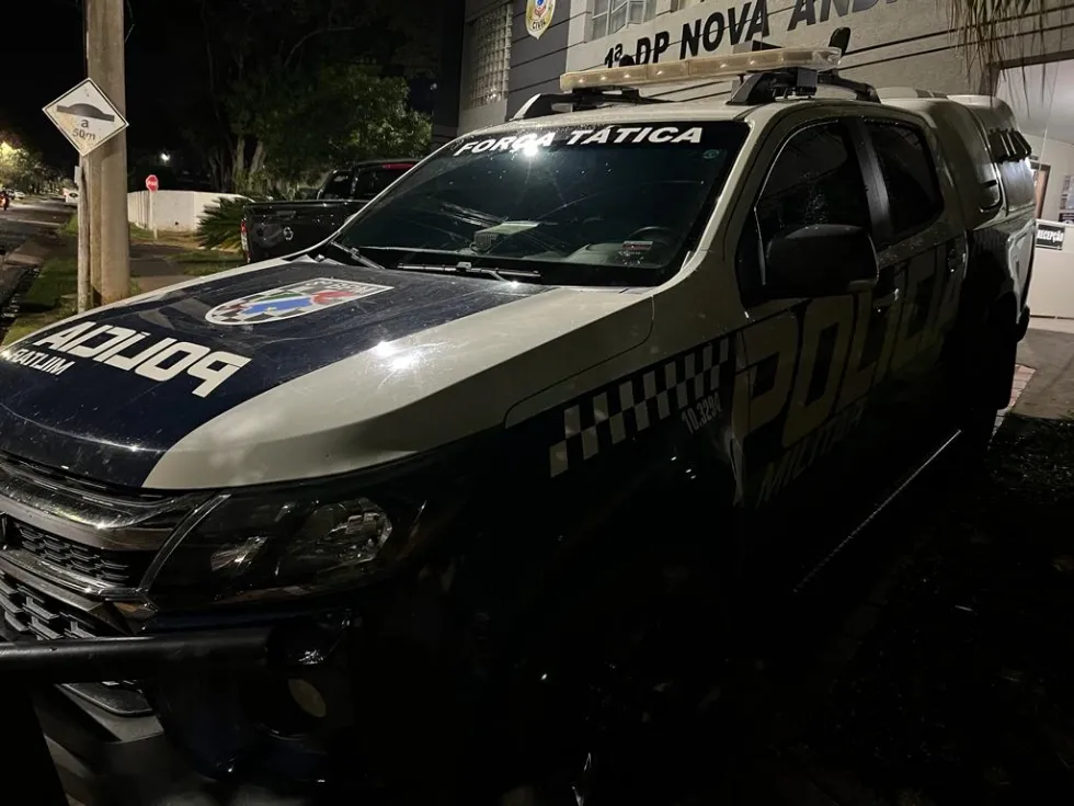 Mulher é presa durante fechamento de “boca de fumo” em Nova Andradina