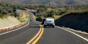 Governo inaugura Estrada do 21, Rodovia do Turismo e obras em infraestrutura e saneamento em Bonito