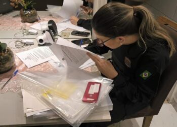 PF mira quadrilha que usava dados de moradores de rua para fraudar benefícios sociais 