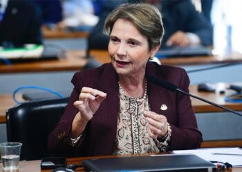 Ponderada, Tereza Cristina reconhece esforço de Lula e faz oposição “inteligente” pelo agro 