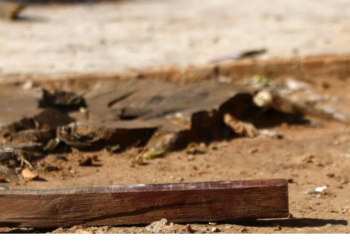 Homem é espancado a pauladas e fica em estado grave no Jardim Sayonara