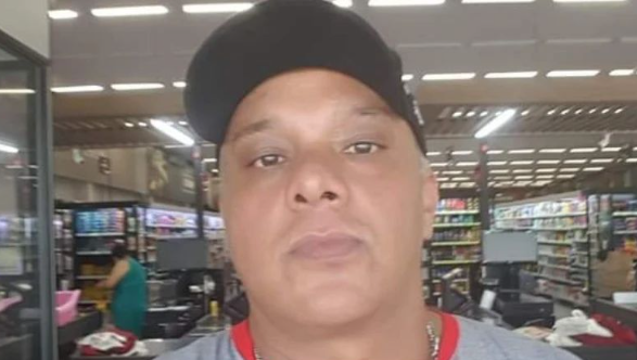 Locutor de Rádio morre após colisão com poste em Água Clara