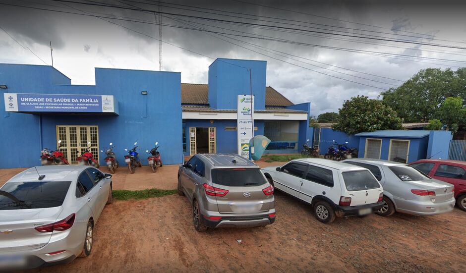 Mãe acusa enfermeira de bater na perna do filho que estaria inquieto durante  tratamento