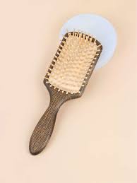 Durante discussão esposa agride marido com facadas e “escovadas” na Capital