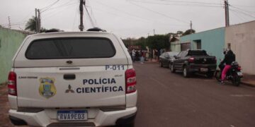 Mulher é encontrada morta em banheiro por amigo no Vila Julieta
