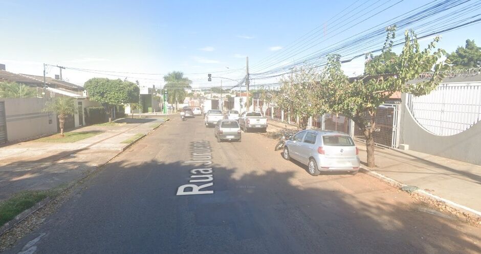 Por ciúmes, dupla espanca homem na Vila Taquarussu