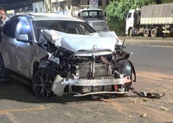 Embriagado, condutor de BMW confunde avenida com pista de corrida e deixa gestante ferida em Naviraí