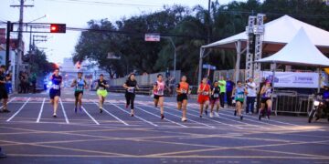 Corrida do Facho acontece nesta segunda-feira (26) antes da abertura do desfile cívico