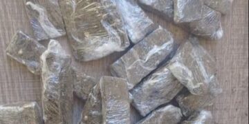 Após propaganda online de venda de drogas, polícia fecha boca de fumo em Água Clara 