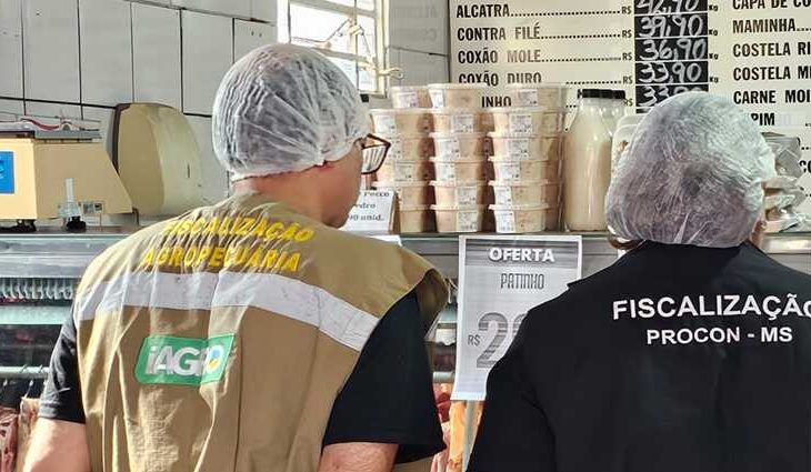 Controle do Procon com Iagro descarta mais de 618 quilos de carne em Campo Grande