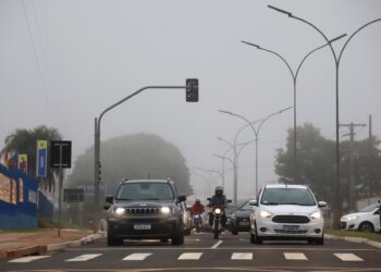 Tempo estável encerra a semana e baixas temperaturas permanecem destaque neste domingo